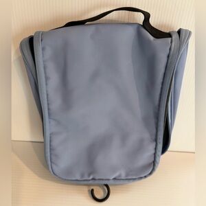 OPEN STORY Blue Hanging Toiletry Travel Bag